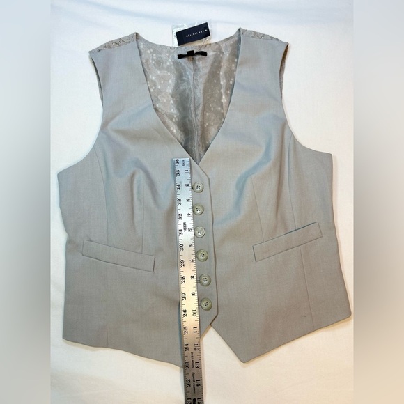 The Limited Gray Lace Back Button Vest NWT Size Large - Picture 5 of 7